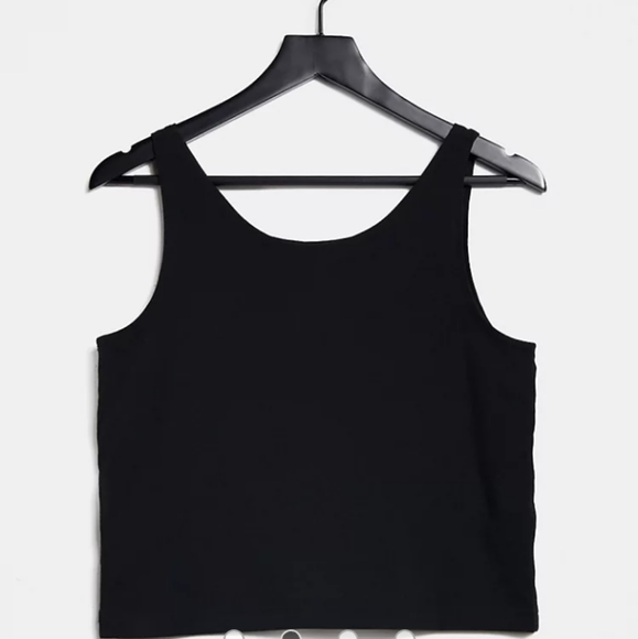 🆕Puma | International Tank Top in Black Women's Size Large - Picture 3 of 6